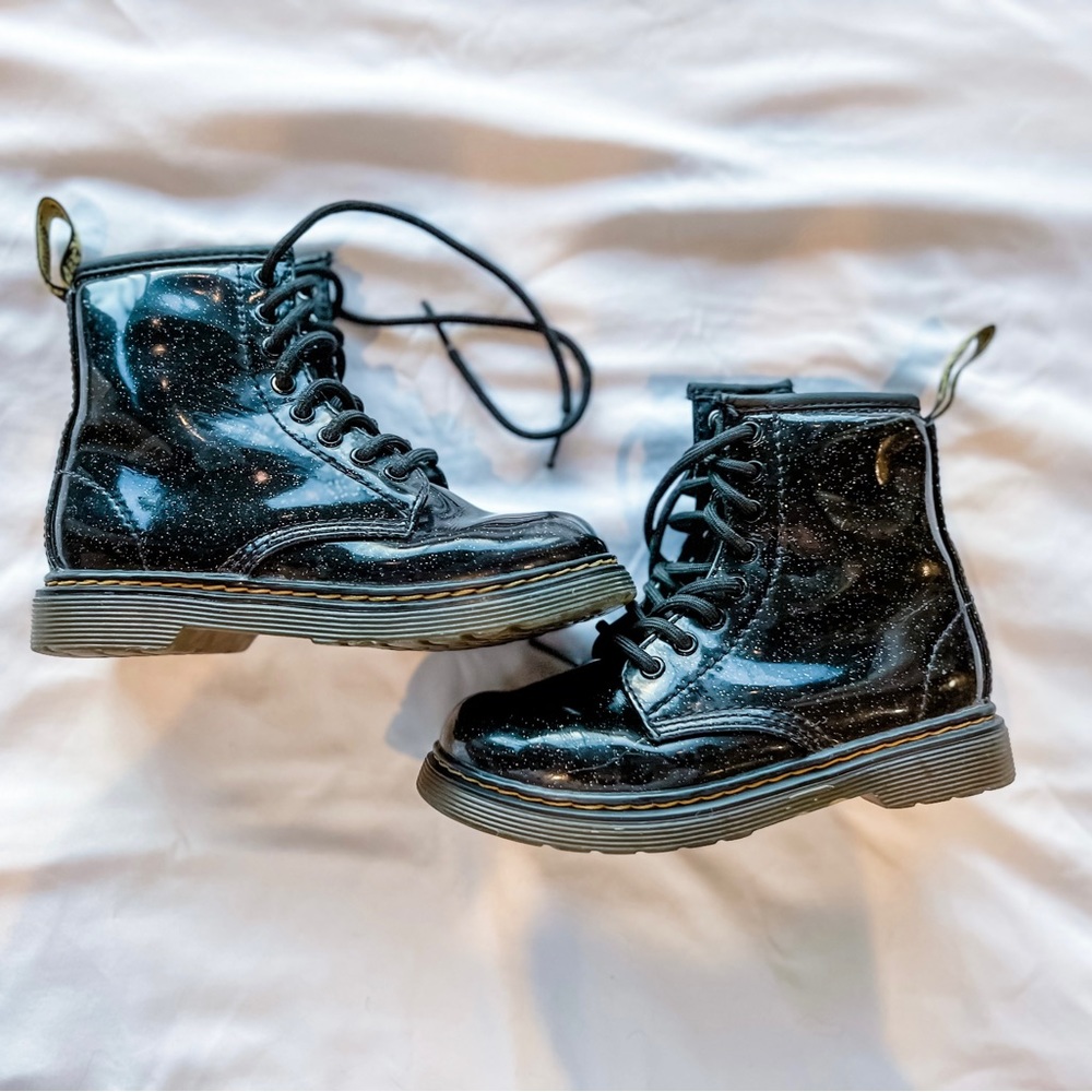 Dr. Marten’s  Kids' 1460 Combat Boot Little Kid